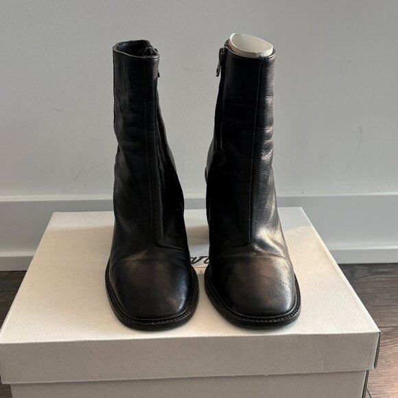 L'INTERVALLE black leather ankle boots - Picture 1 of 5